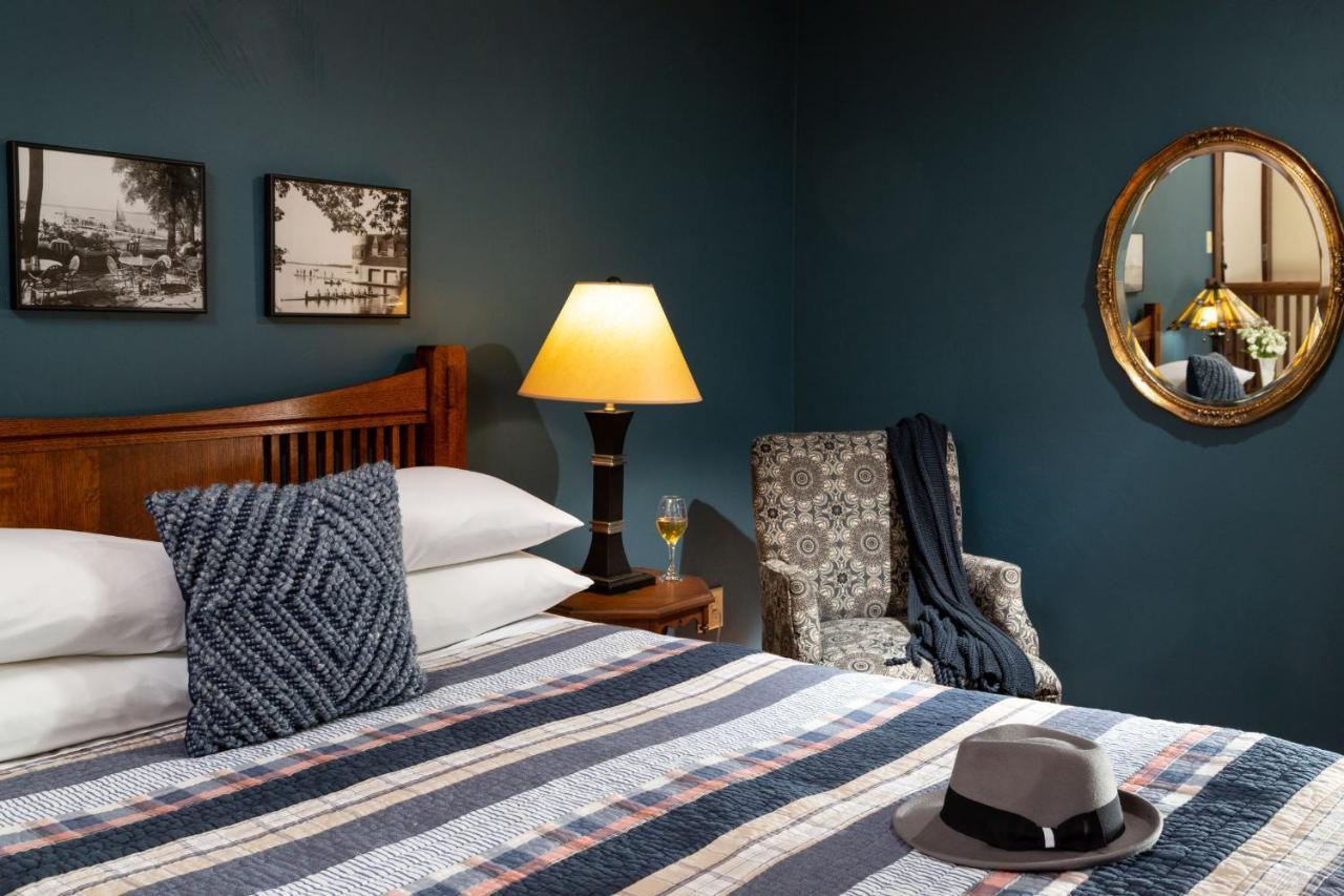 The Buckingham Inn Madison Bagian luar foto