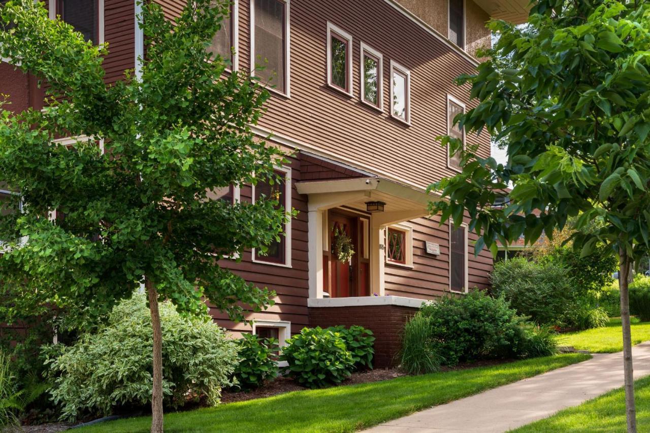 The Buckingham Inn Madison Bagian luar foto